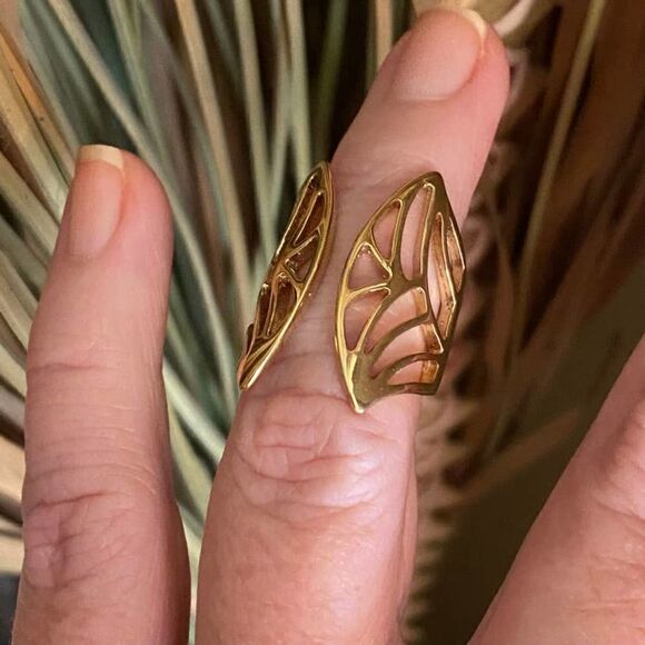 Stainless Steel IP Gold(Ion Plating) Open Design Ring Size 6 - Picture 8 of 8